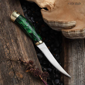 Нож Fish-ка. Рукоять композит с растительными волокнами зеленый. Латунь. Без гравировки (с тыльником)